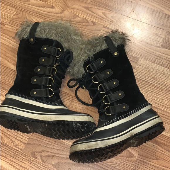 Black sorel Joan of arctic boots - Picture 5 of 8